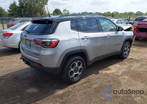 2022 Jeep Compass Trailhawk 4X4 from USA, damaged, VIN 3C4NJDDB1NT189452
